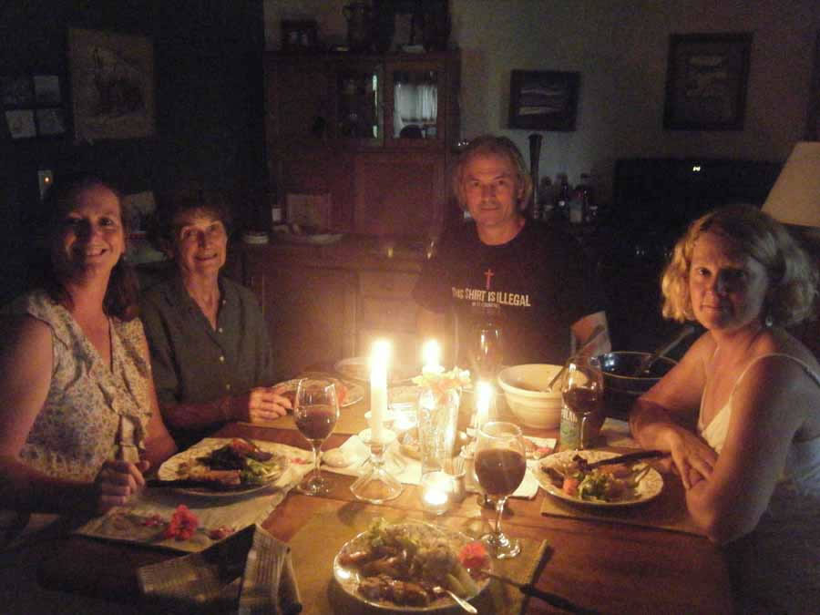 NY - Howie's Mom and Sisters